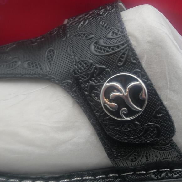 NEW Alegria Women's 8.5-9 Carina Thong Sandals Hello Doily BLACK Size 38 - Picture 5 of 16